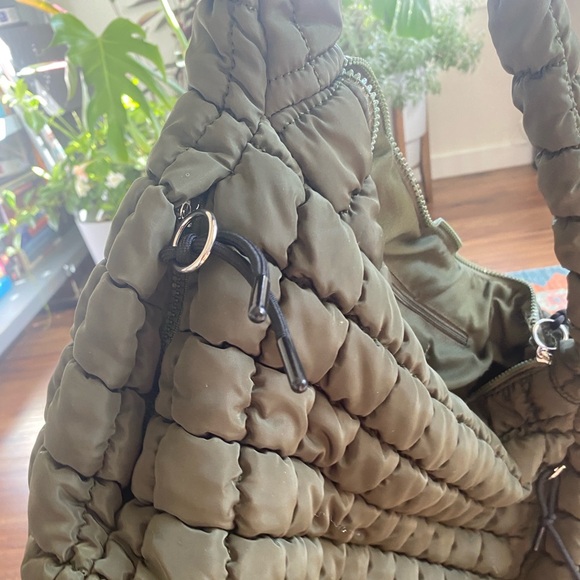 Free People Movement Quilted Caryall - Washed Sage - Picture 4 of 6